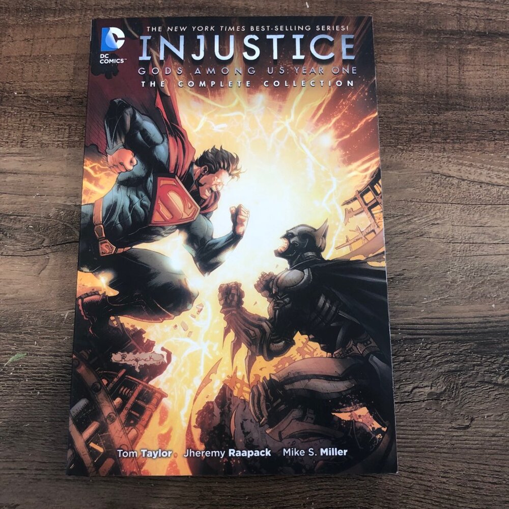 Injustice: Gods Among Us Year One: The Complete Collection [Paperback] Taylor,
